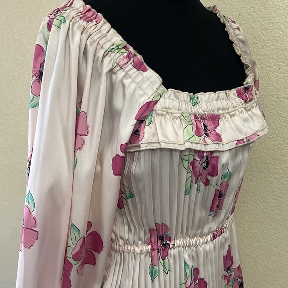 NICHOLAS Floral Pleated Prairie Dress • Size 8 US - Picture 4 of 13